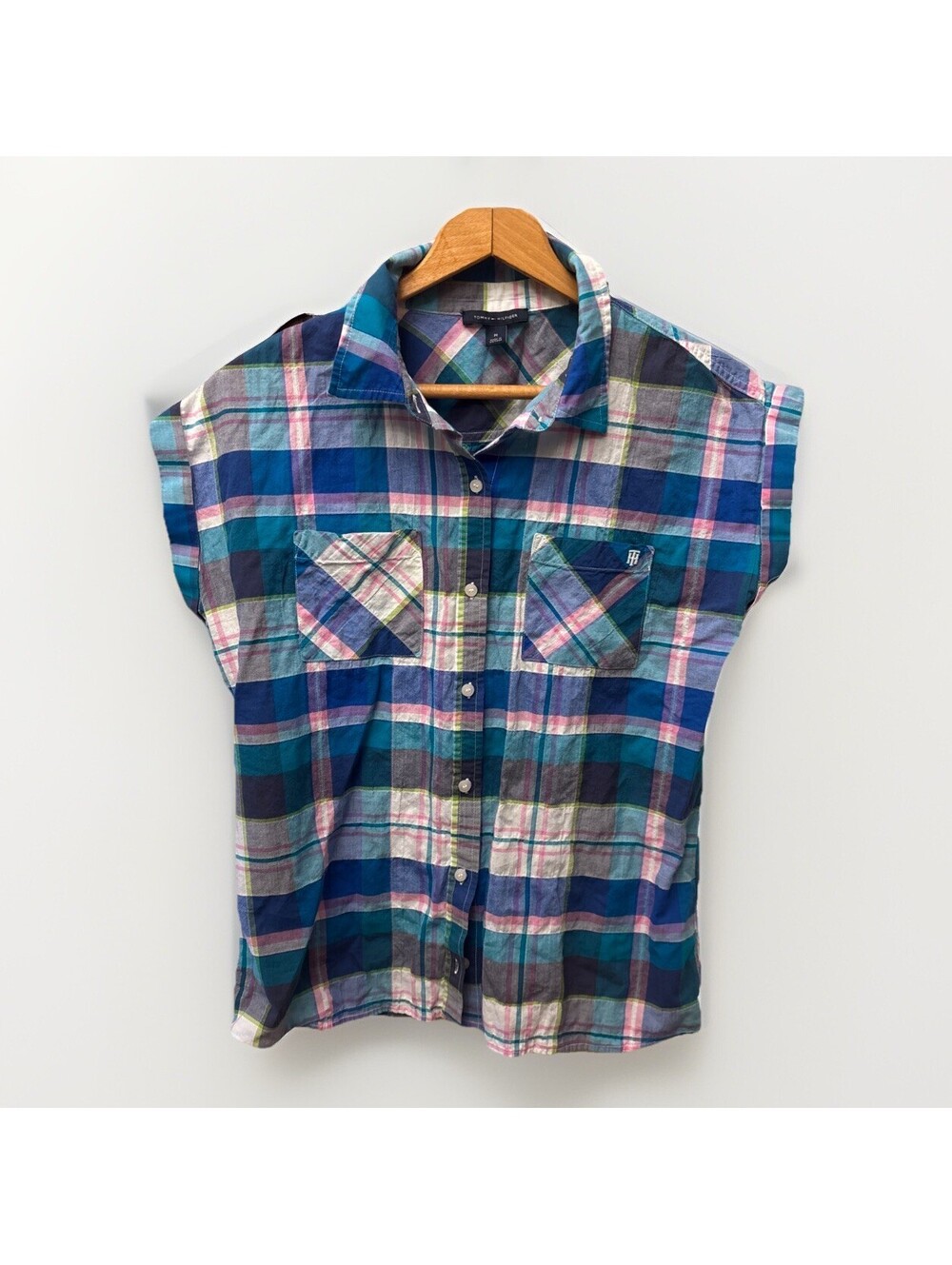 Tommy Hilfiger Womens Short Sleeve Button Up Size Medium Plaid Cap Cuffed Sleeve